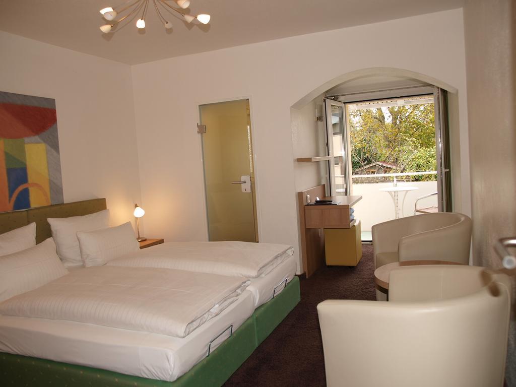 Hotel Alpenblick Garni Uberlingen Εξωτερικό φωτογραφία